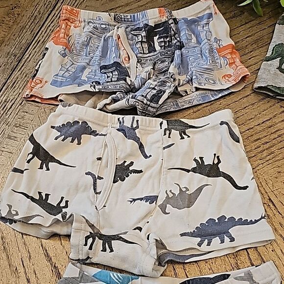 Boys cotton underwear bundle size 5-6 includes 8 pairs - Picture 4 of 11